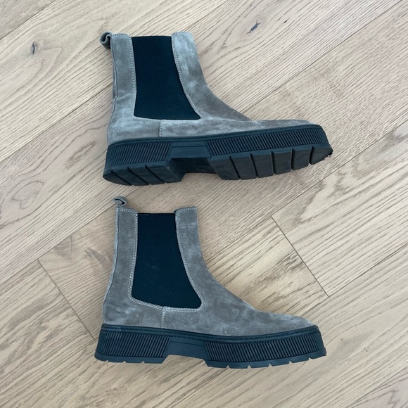 Massimo Dutti Black Split Suede Platform Chelsea Boots - Picture 3 of 11